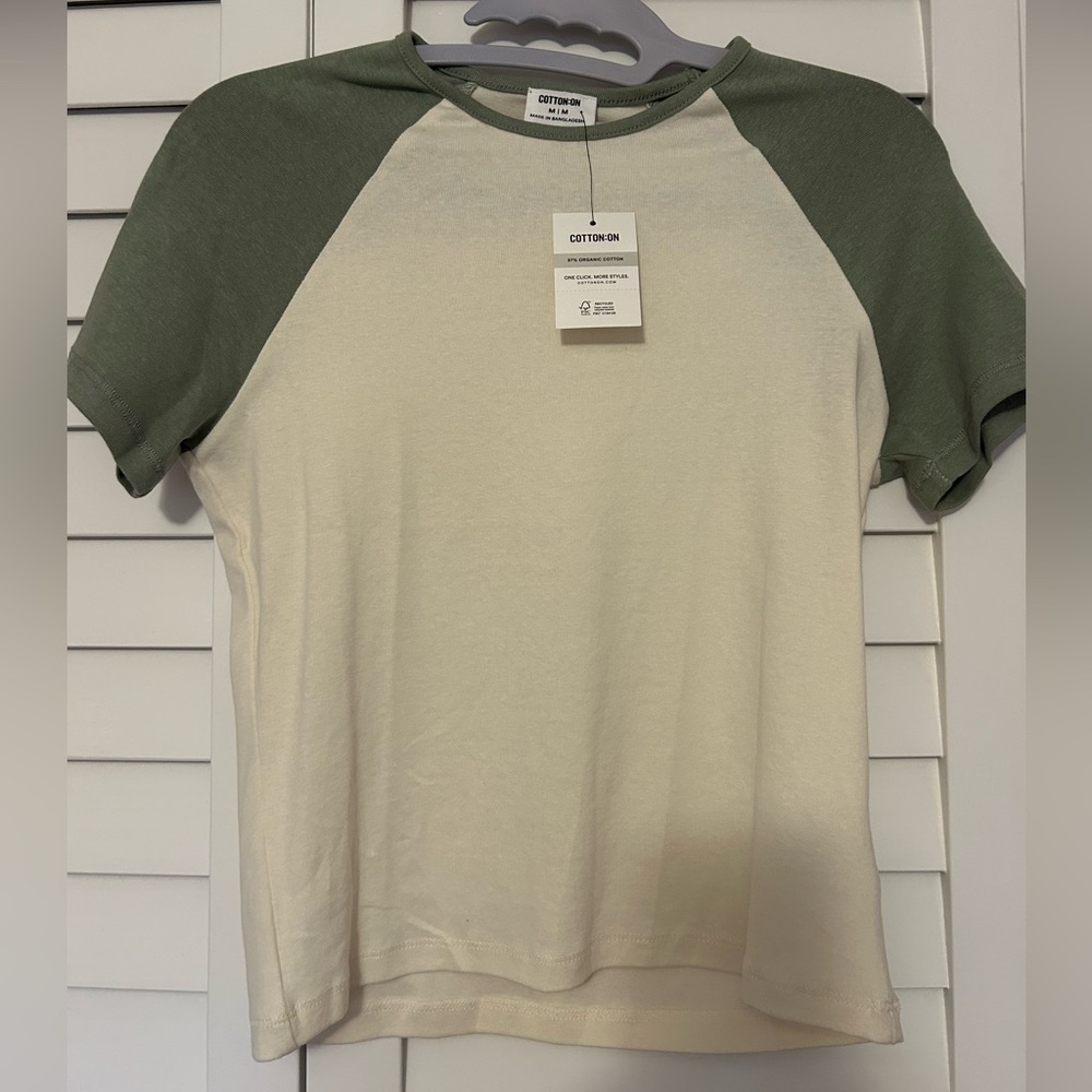 Cotton On crop top tags still on
